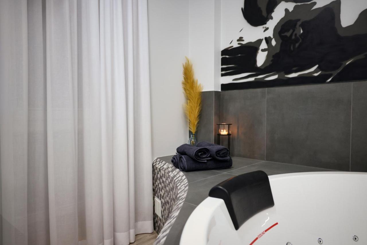 Apartment Romantic